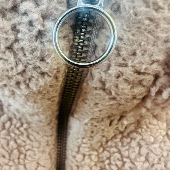 Express-One Eleven Oversized Sherpa, size small - Picture 2 of 6